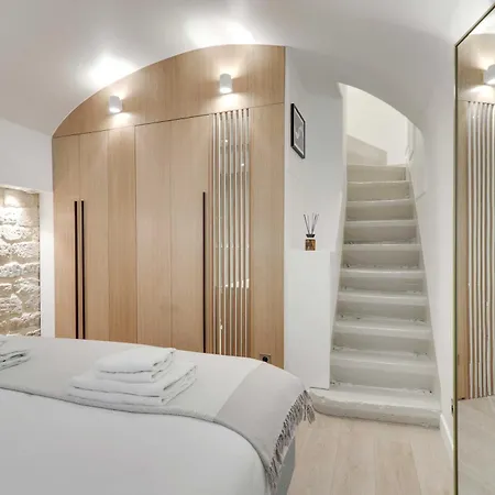 Amazing Historical Parisien Town House Next To Louvre Area Parigi